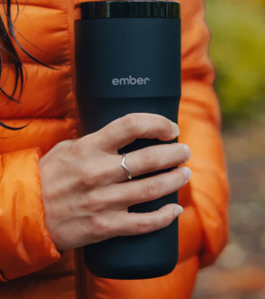 a smart mug which is black in colours helps in keeping cofee warm