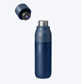 a bkue color water bottle which cleans itself and don't require a cleaning